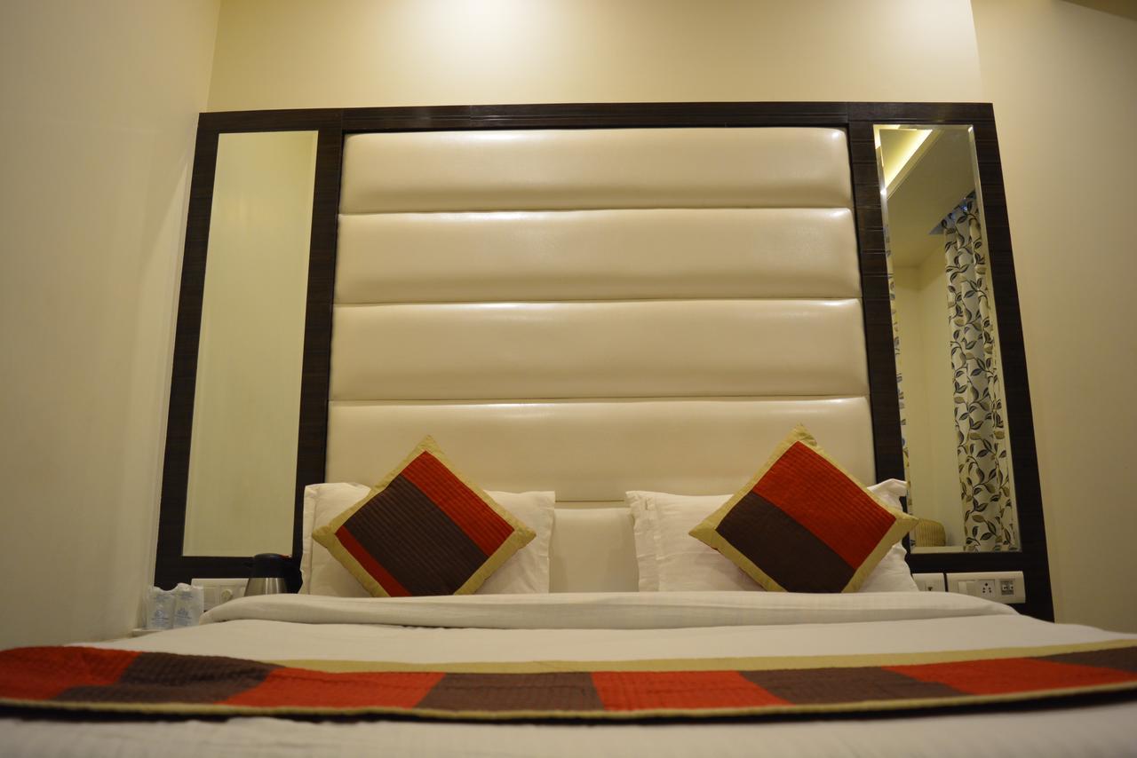 Hotel Goyal Palace Dzsaipur Kültér fotó